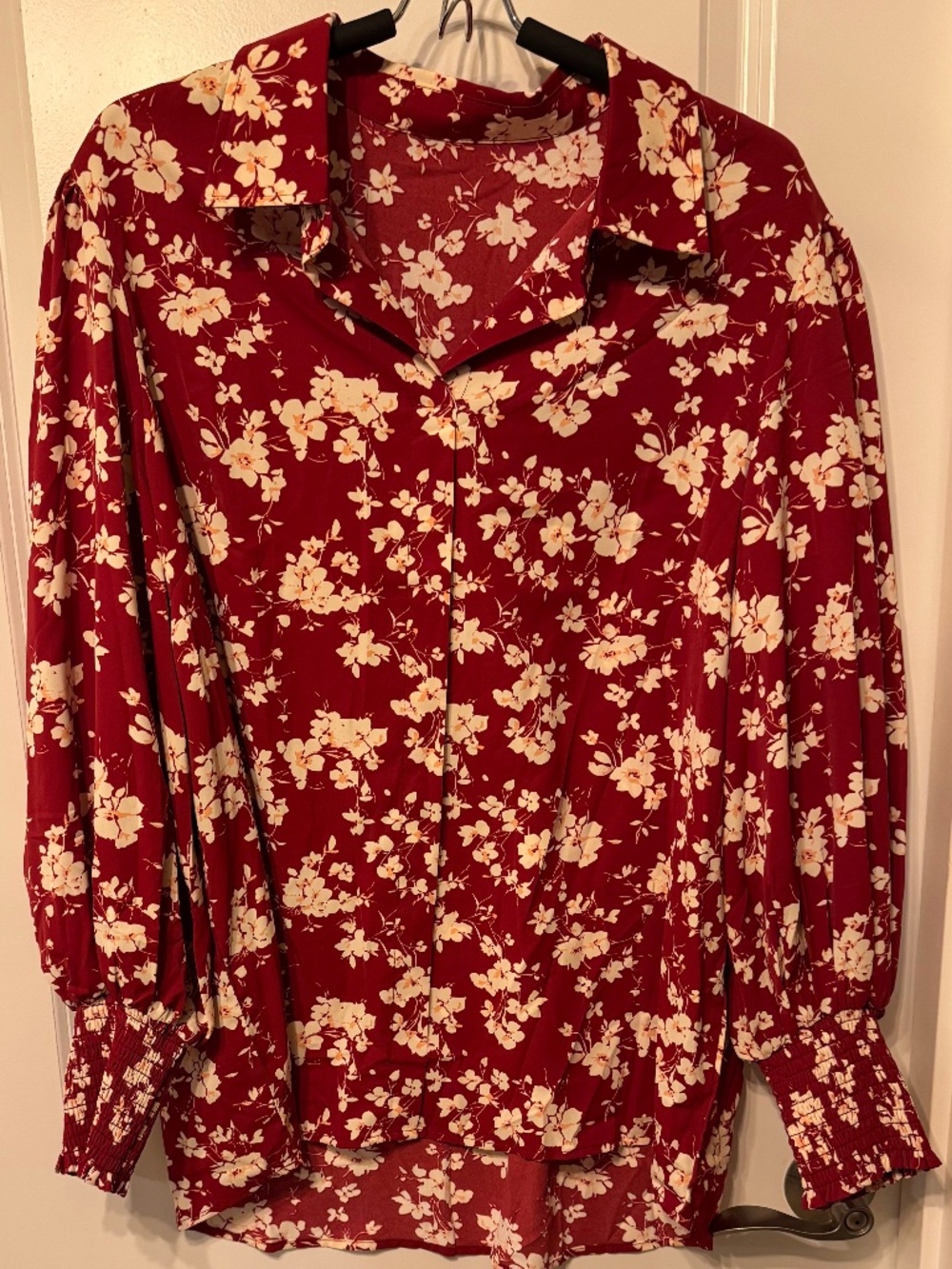 Women's Burgundy Floral Button Front Blouse XL | Smocked Cuffs | Long Sleeve